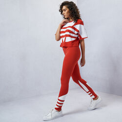 Buy adidas Originals Large Logo Leggings Red in Kuwait