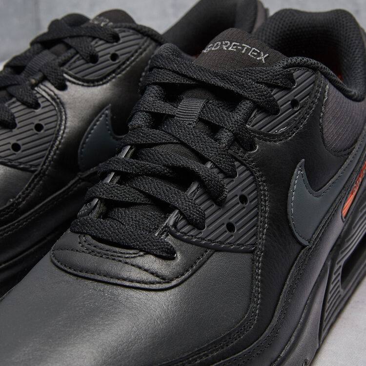 Buy Nike Air Max 90 GTX Shoe in KSA | Dropkick