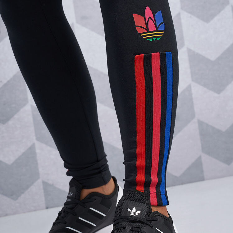 Buy adidas Adicolor 3D Trefoil Leggings in Kuwait