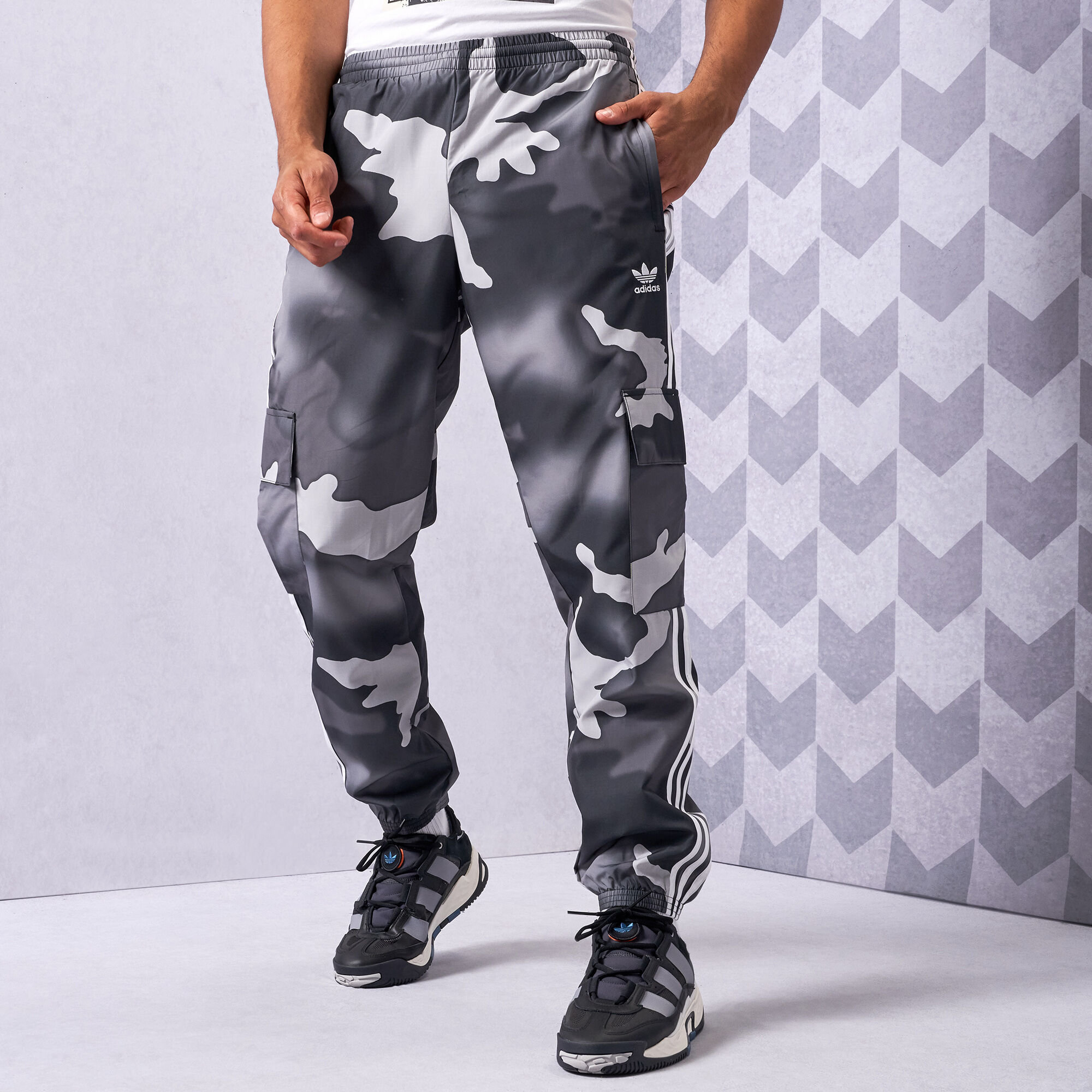 adidas ESS Herren Tiro AOP Pants Trainingshose Camo Sporthose Camouflage  GE4803 | eBay